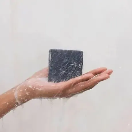 CHARCOAL DETOXIFYING BODY WASH BAR